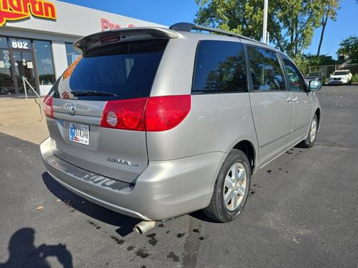 2008 Toyota Sienna LE