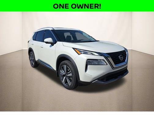 Pearl White Tricoat 2023 Nissan Rogue SL