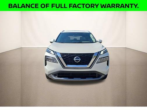 Pearl White Tricoat 2023 Nissan Rogue SL