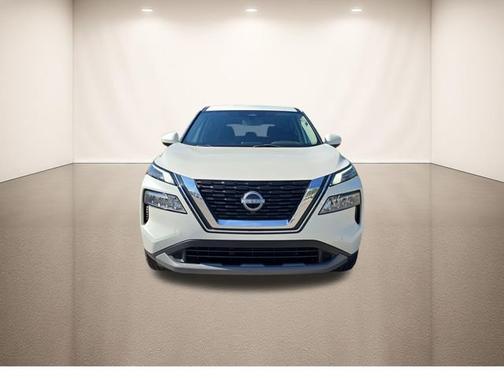 Pearl White Tricoat 2023 Nissan Rogue SV