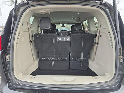 2020 Chrysler Voyager LXI