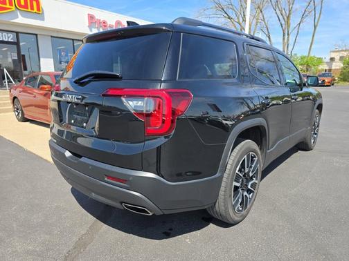 2021 GMC Acadia SLE