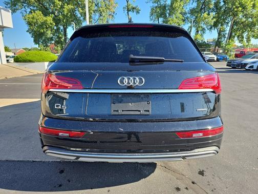 2021 Audi Q5 Premium Plus