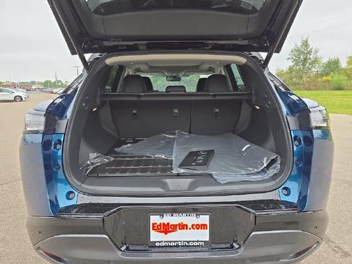 Aurora Blue Pearl Metallic/Super Black 2027 Nissan Murano Platinum