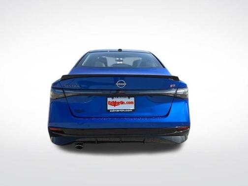 Bluestone Pearl/Super Black 2026 Nissan Sentra SR