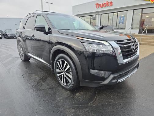 2023 Nissan Pathfinder Platinum