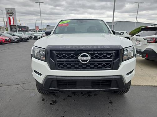 2024 Nissan Frontier S