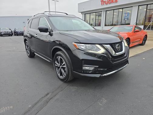 2020 Nissan Rogue SV