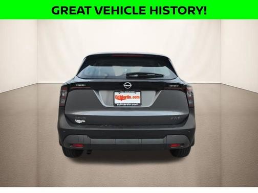 Gun Metallic 2025 Nissan Kicks S