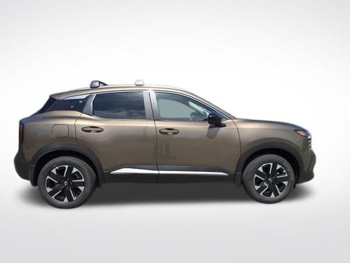 Canyon Bronze Metallic 2026 Nissan Kicks SV