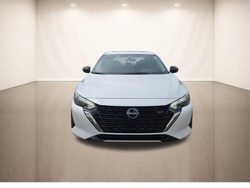 Aspen White Tricoat 2025 Nissan Sentra SR