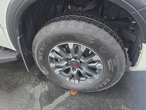 2024 Nissan Titan PRO-4X