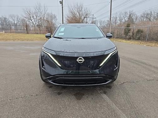 2025 Nissan ARIYA EVOLVE+