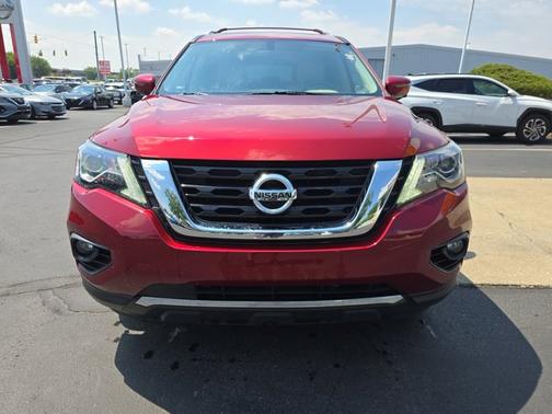 2018 Nissan Pathfinder Platinum