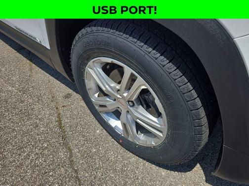 Summit White 2022 GMC Terrain SLE