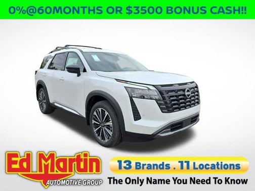 Everest White Pearl Tricoat 2026 Nissan Pathfinder Platinum
