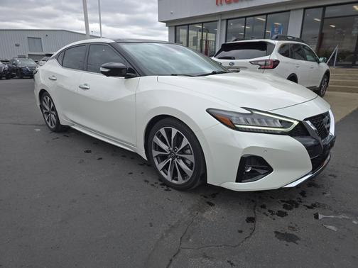 2023 Nissan Maxima Platinum