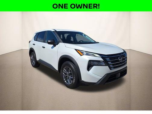 Everest White Pearl 2024 Nissan Rogue S