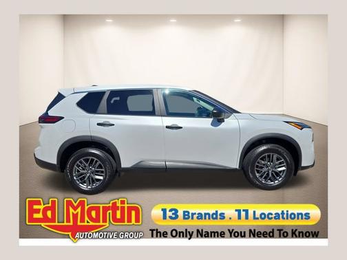 Everest White Pearl 2024 Nissan Rogue S
