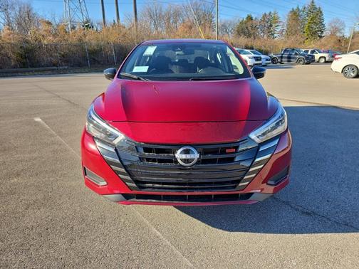 2025 Nissan Versa SR