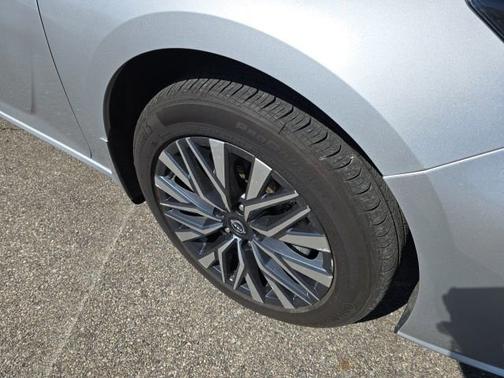 Brilliant Silver Metallic 2023 Nissan Altima 2.5 SV