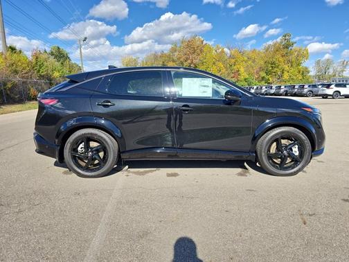 2025 Nissan ARIYA PLATINUM+