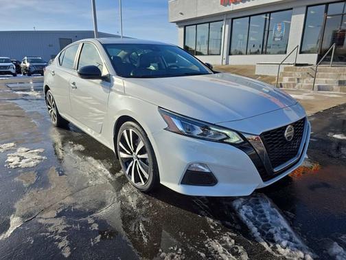 2021 Nissan Altima 2.5 SR