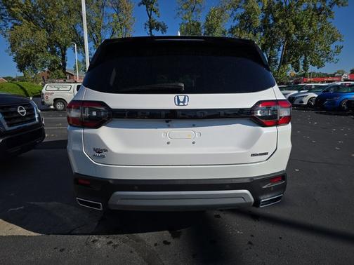 2025 Honda Pilot Touring
