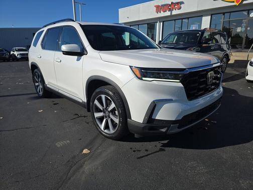2025 Honda Pilot Touring