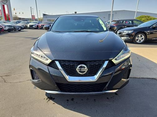 2021 Nissan Maxima SV