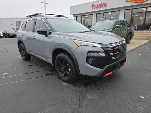 2025 Nissan Rogue Rock Creek