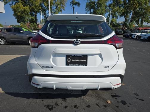2024 Nissan Kicks SR