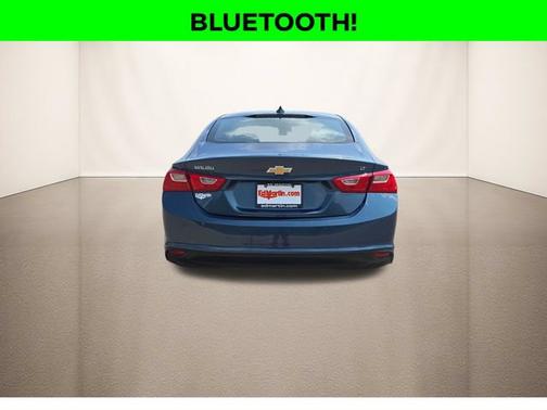 Lakeshore Blue Metallic 2025 Chevrolet Malibu 1LT