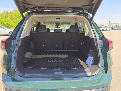 Obsidian Green 2026 Nissan Rogue Rock Creek