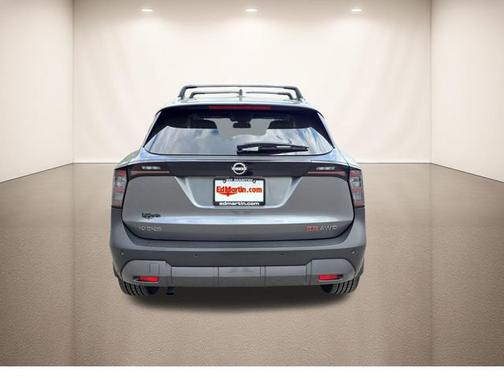 Gun Metallic 2025 Nissan Kicks SR
