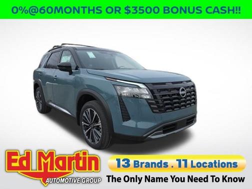 Baltic Teal/Super Black 2026 Nissan Pathfinder Platinum