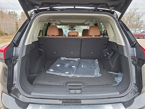2025 Nissan Rogue Platinum