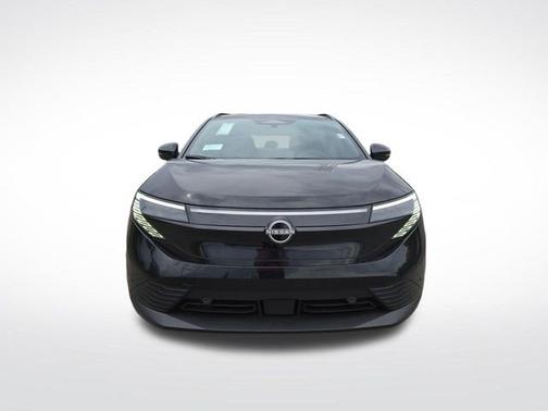 Black Diamond Pearl 2026 Nissan Leaf PLATINUM+