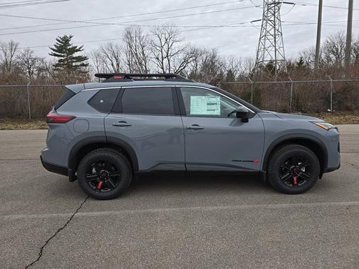 2025 Nissan Rogue Rock Creek