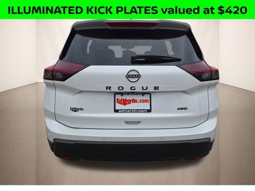 Everest White Pearl Tricoat 2026 Nissan Rogue Dark Armor