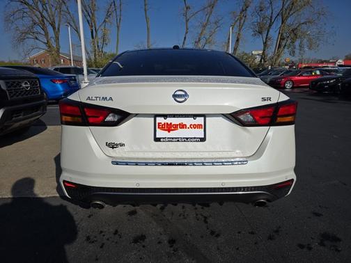 2021 Nissan Altima 2.5 SR