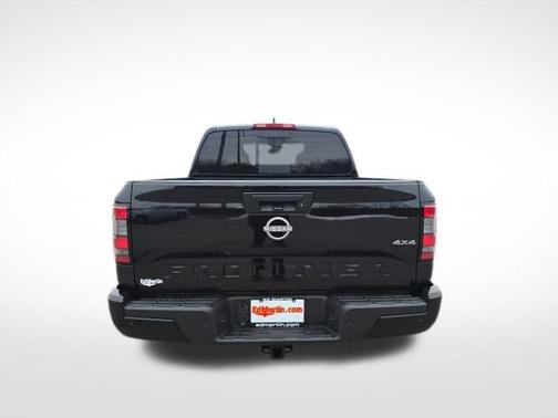 Super Black 2026 Nissan Frontier SV