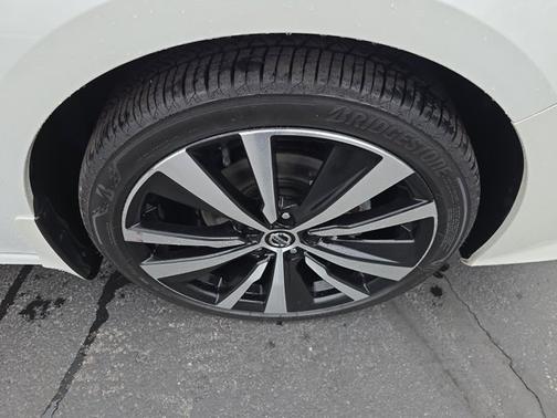 2021 Nissan Altima 2.5 SR