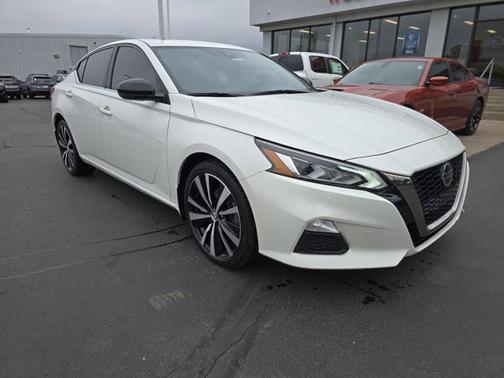 2021 Nissan Altima 2.5 SR