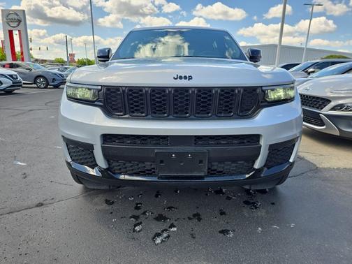 2023 Jeep Grand Cherokee L Altitude