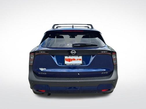 Deep Blue Pearl 2026 Nissan Kicks SV