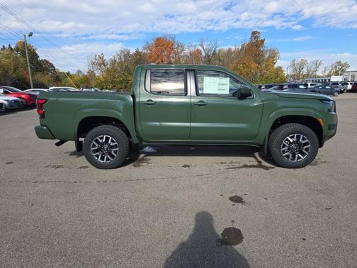 2026 Nissan Frontier SV