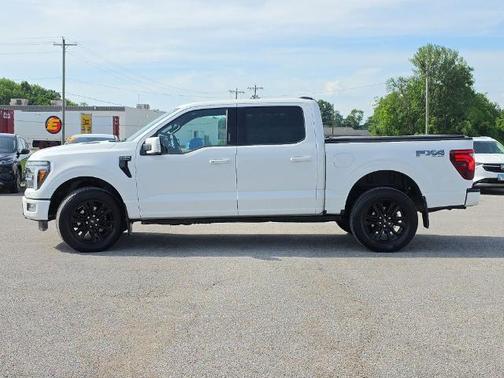 STAR WHITE METALLIC TRICOAT 2024 Ford F-150 PLATINUM