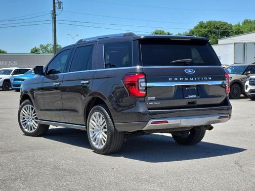 DARK MATTER PC 2024 Ford Expedition LIMITED