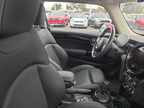 2024 MINI Hardtop Cooper S